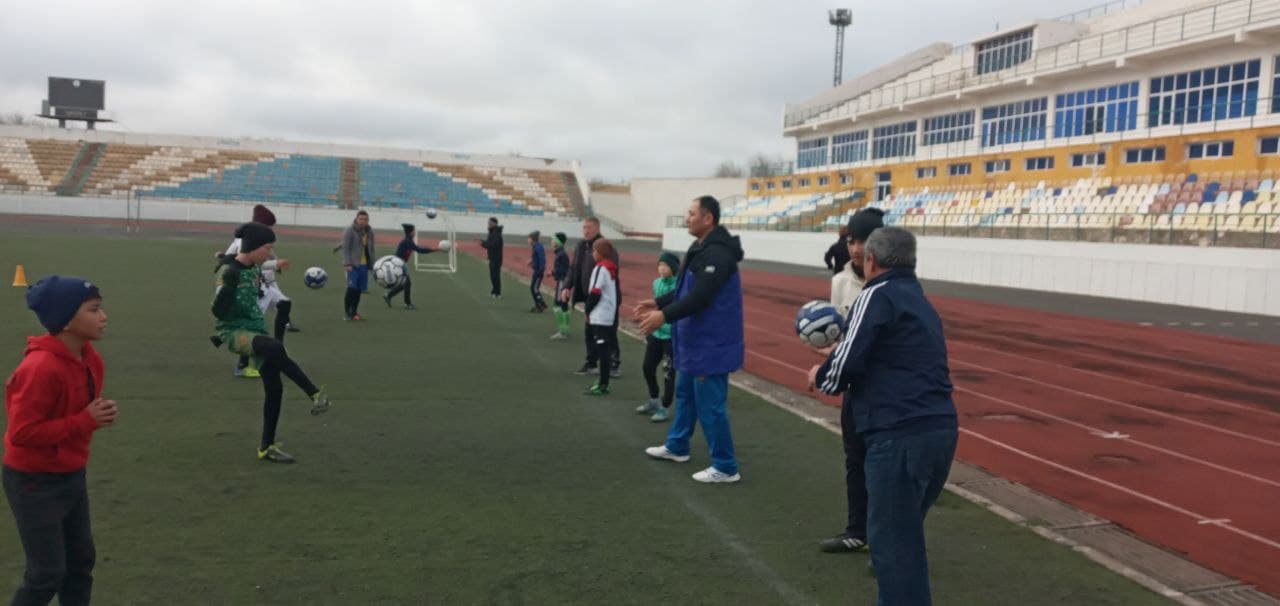 KÓSHPELI ÁMELIYAT SABAQLARI ÓTKERILDI