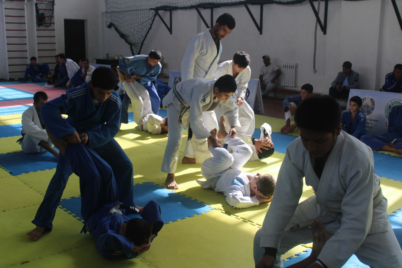 BUXORODA MAHORAT DARSLARI TASHKIL ETILDI “Jiu-jitsu”