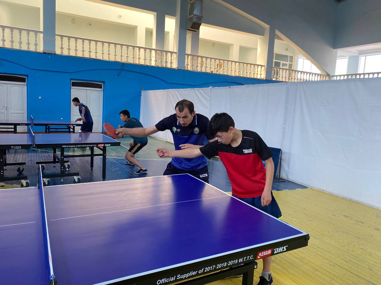 Nókis Olimpiada hám paralimpiya sport túrlerine tayarlaw orayında “Stol tennisi” sport túrinen sheberlik sabaǵı shόlkemlestirildi