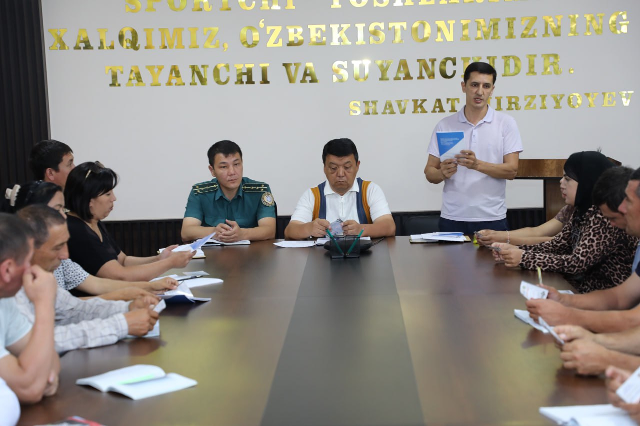 Nukus filialida davra suhbati tashkil etildi
