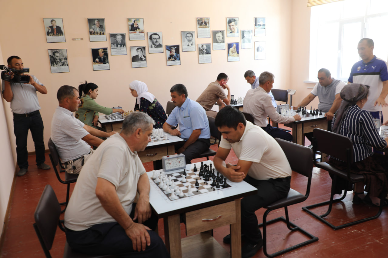 Nukus filialida Shaxmat shashka sport turlarida musobaqa tashkil etildi.