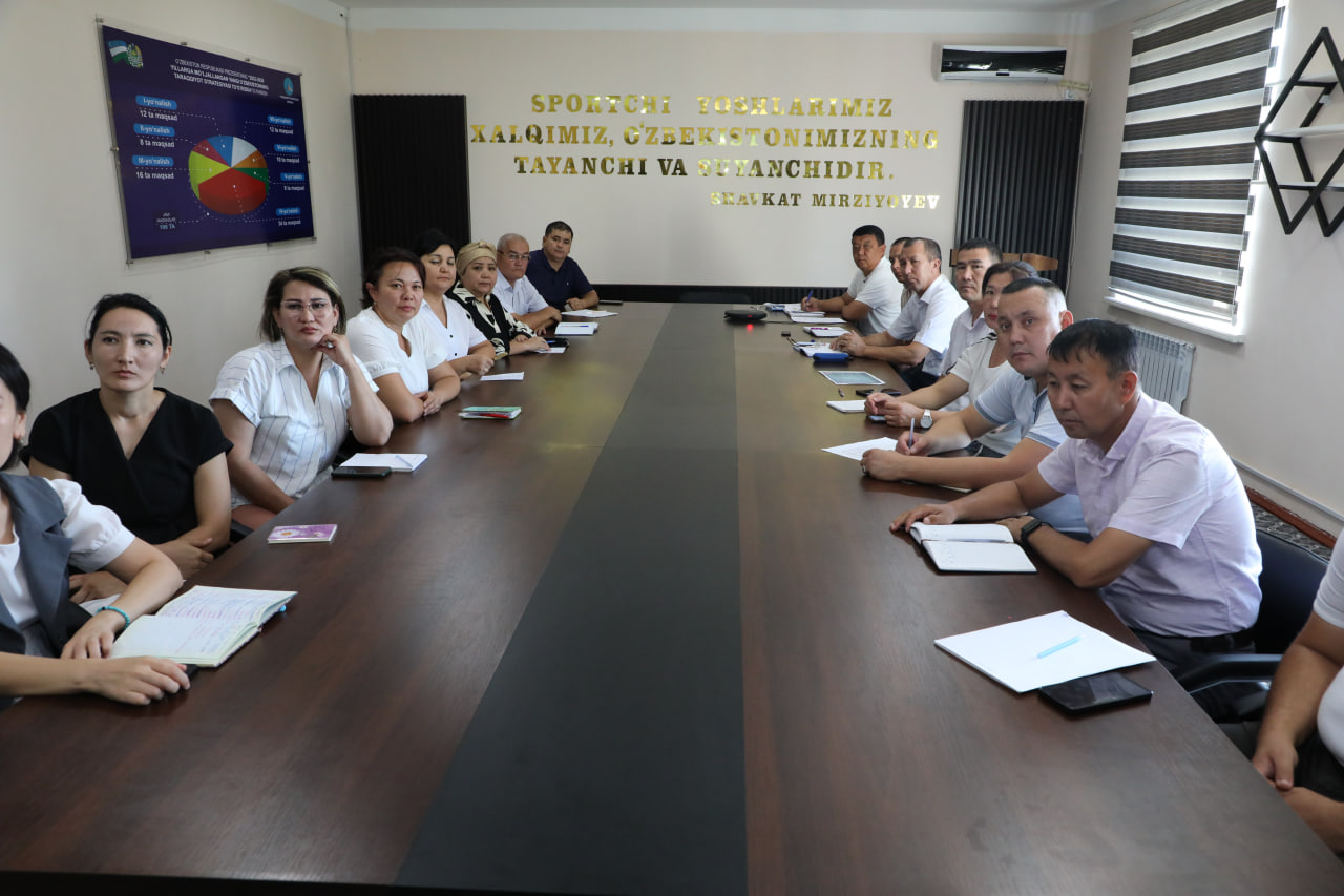 Nukus filiali professor – o’qituvchilarining institut tomonidan tashkillangan seminar 3-kunidagi ishtiroki davom etmoqda