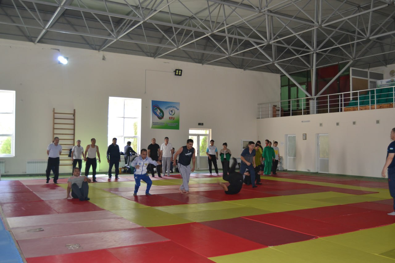 Nukus filiali tinglovchilari uchun Xorazm Olimpiya va paralimpiya sport turlariga tayyorlash markazida amaliy dars tashkil qilindi.