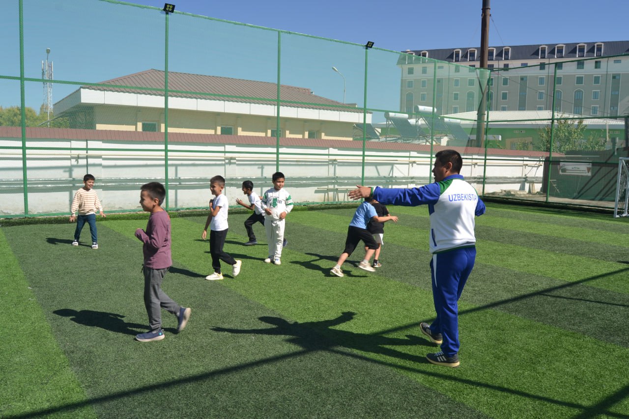 Nukus filiali tinglovchilari uchun Xorazm viloyati 42-son maktabgacha ta’lim tashkilotida amaliy dars tashkil qilindi.