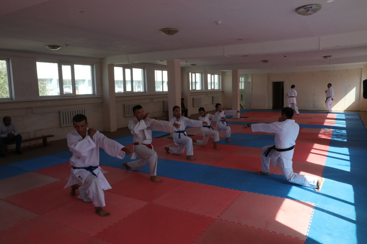 Nukus filialida Nukus shahar 1-son sport maktabi karate bazasida mahorat darsi tashkil etildi.