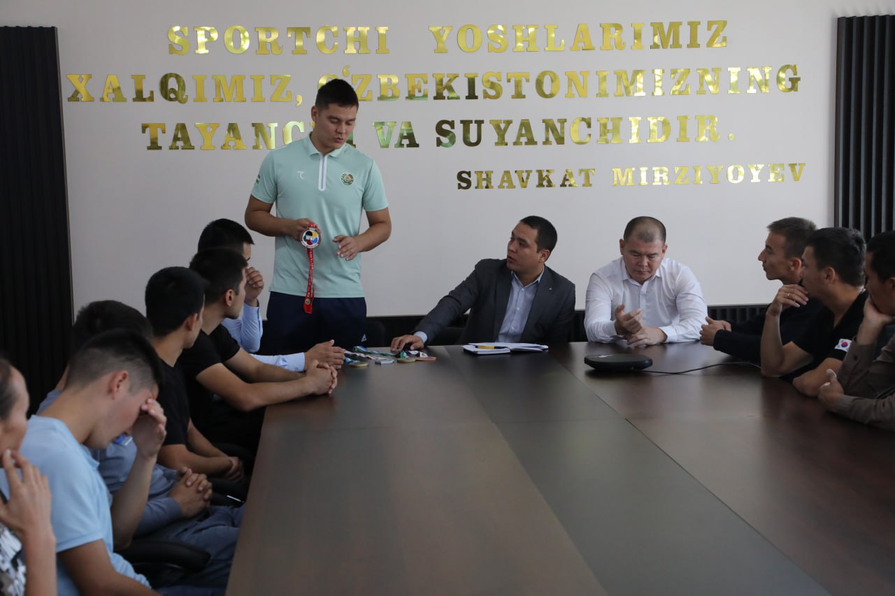 Nukus filialida “Karate sport turida sportchilarning jismoniy sifatlarini oshirish usullari” mavzusida davra suhbati tashkil etildi.