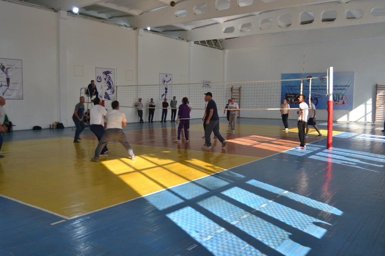 Nukus filialida Voleybol sport turi boʻyicha filial birinchiligi musobaqasi tashkil etildi