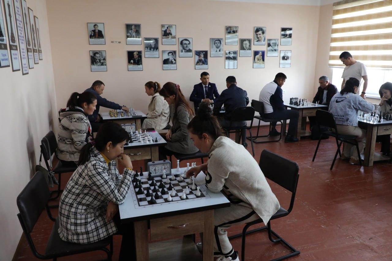 Nukus filialida “Shaxmat” sport turidan musobaqa tashkil etildi.