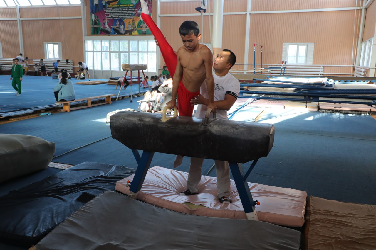 Respublika gimnastika sport turlari bo‘yicha ixtisoslashtirilgan sport maktabida “Badiiy gimnastika” sport turidan mahorat darsi tashkil etildi.