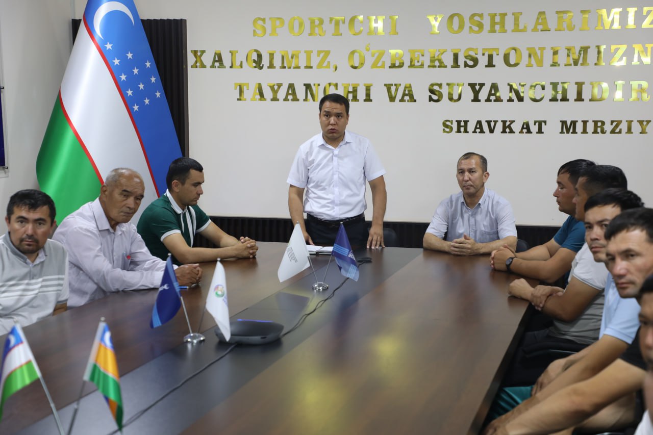 Nukus filialida davra suhbati tashkil etildi