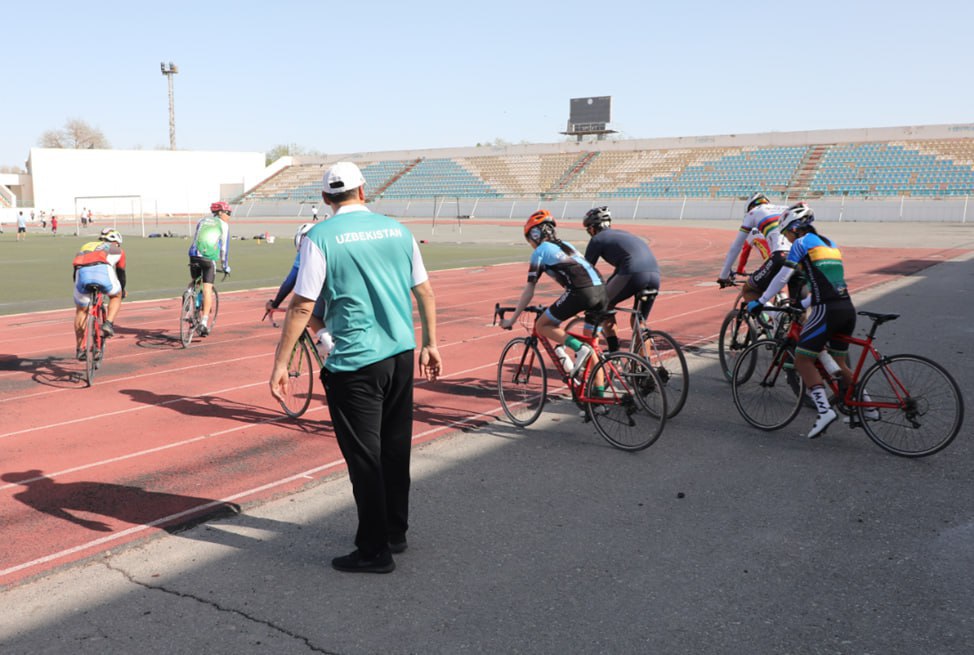 Nukus filialida Nukus shahar 2-son sport maktabi Velosport bazasida mahorat darsi tashkil etildi.