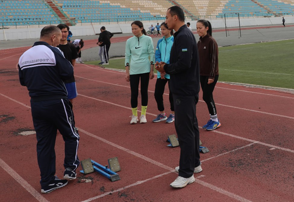Nukus filialida Nukus shahar 2-son sport maktabi Yengil atletika bazasida mahorat darsi tashkil etildi.