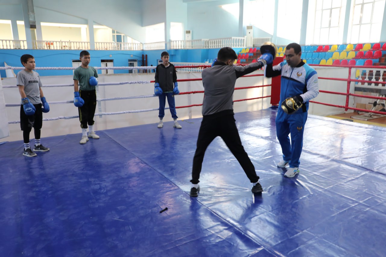 Nukus shahar Olimpiya va paralimpiya sport turlariga tayyorlash markazi Boks bazasida mahorat darsi tashkil etildi