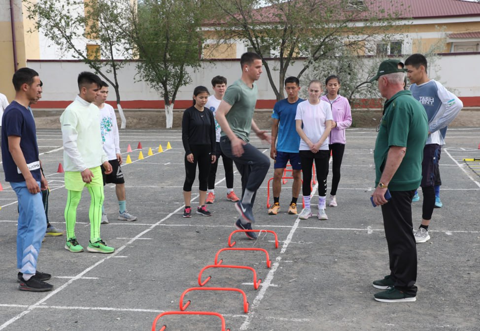 Nukus filialida Nukus shahar Nukus shahar 1-son sport maktabi Yengil atletika bazasida mahorat darsi tashkil etildi.