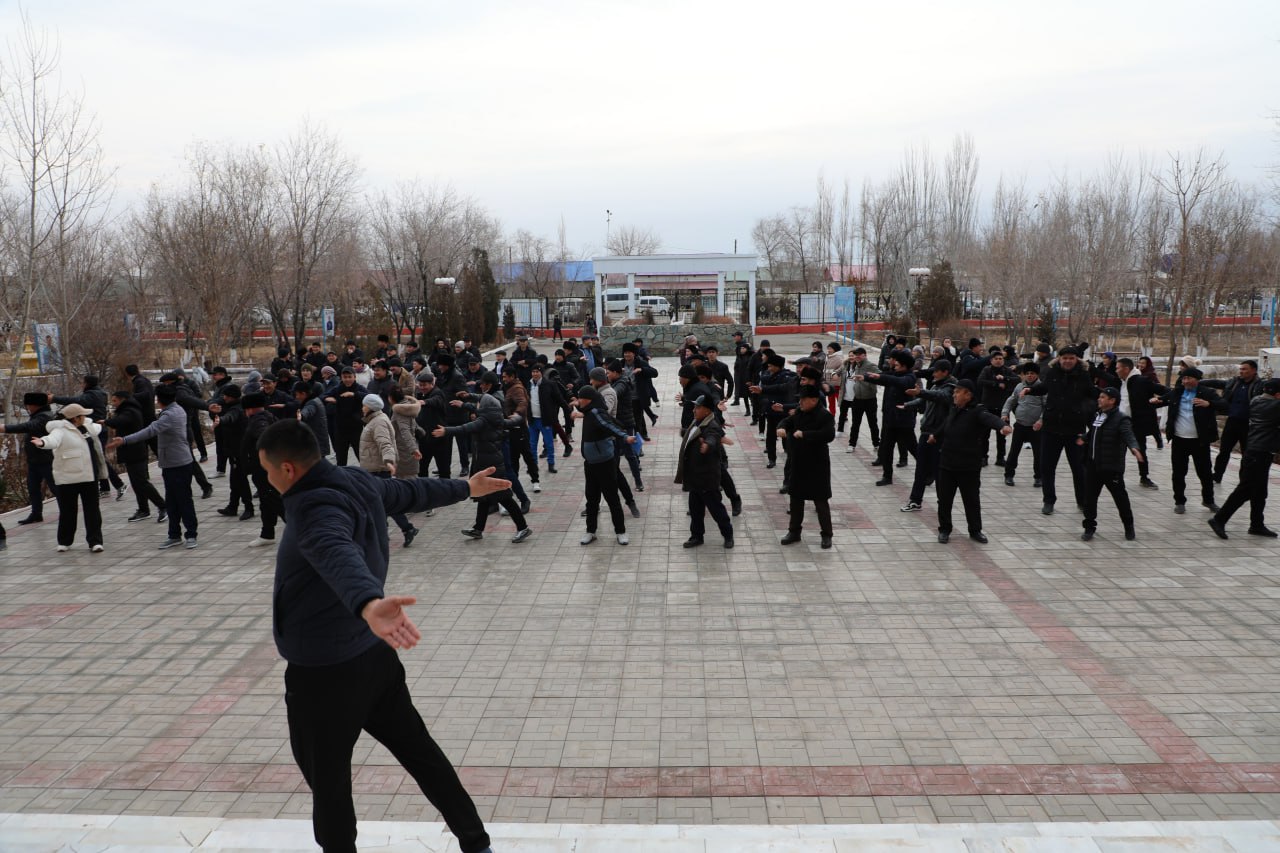 Nukus filialida 3+1 tizimi asosida tashkil etilgan amaliy mashg‘ulotlar ertalabki badantarbiya mashg‘ulotlari bilan boshlandi.