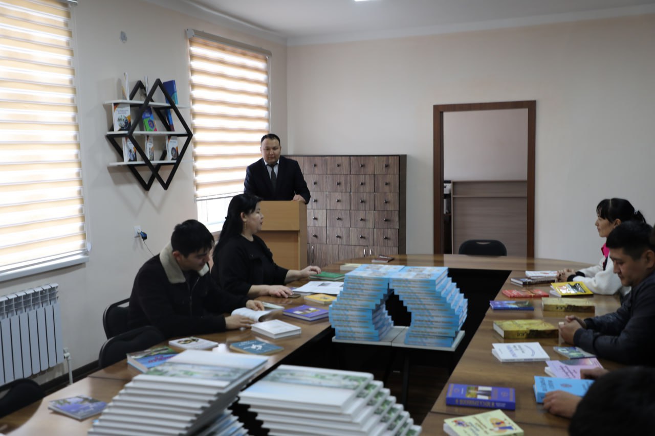 “Kitobxonlik soati”