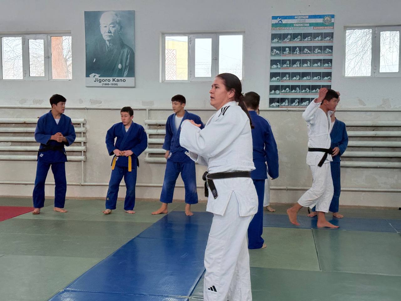 #Mahorat_darsi |Nukus filiali malaka oshirish kursi tinglovchilari ishtirokida mahorat darslari tashkil etilmoqda.